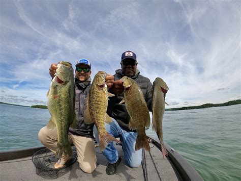 biggest fish in smith mountain lake|More.